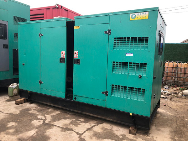 防城怎样合理控制磷酸铁锂蓄电池的充放电倍率以延长其使用寿命？